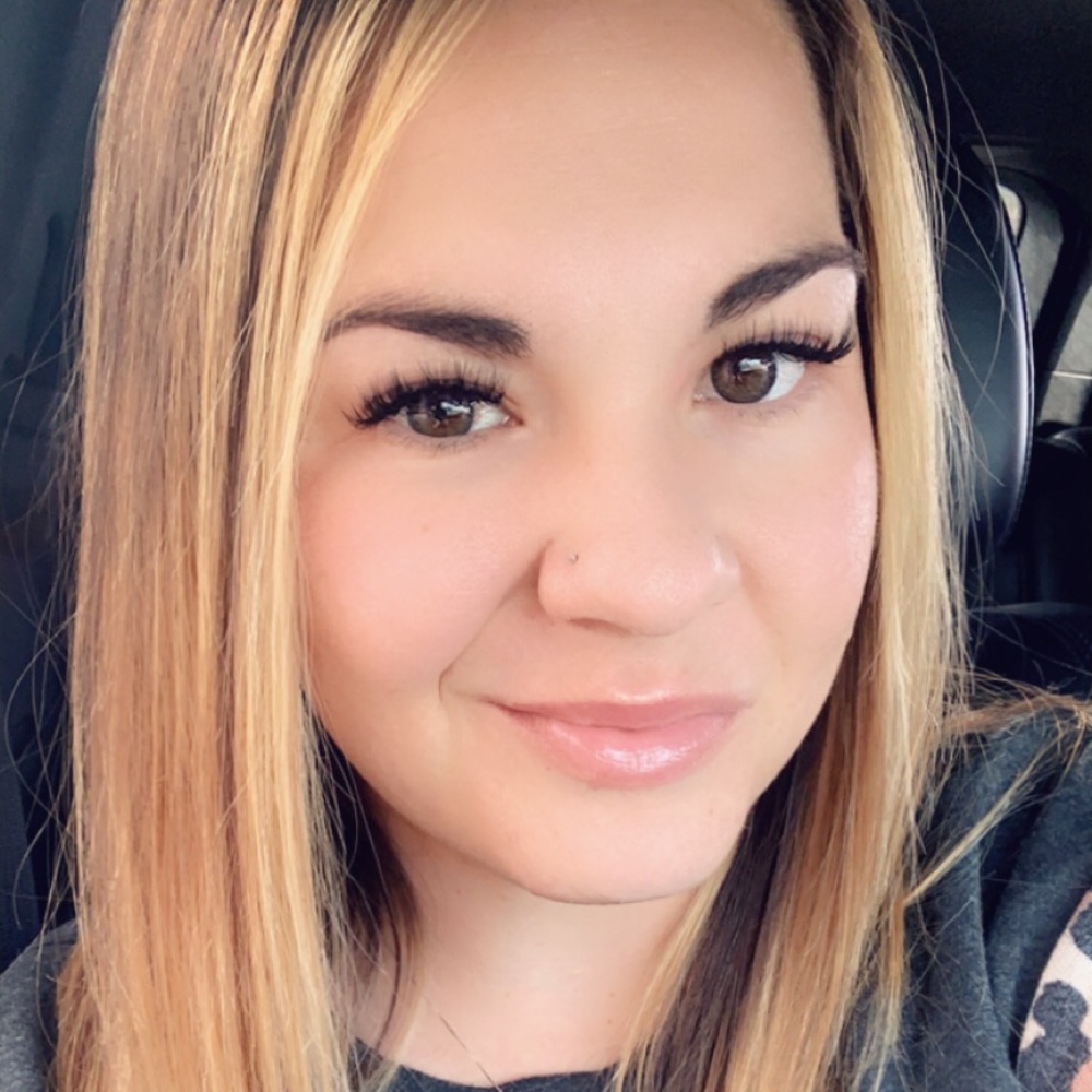 Meet your Posher, Tiffanie